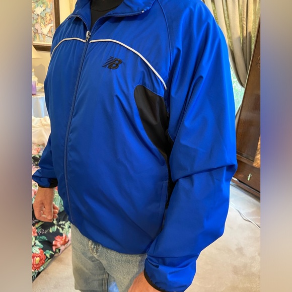 NEW BALANCE Mens M Black Blue Short Sleeve Workout Top & Jacket Set Great Look! - Picture 8 of 14